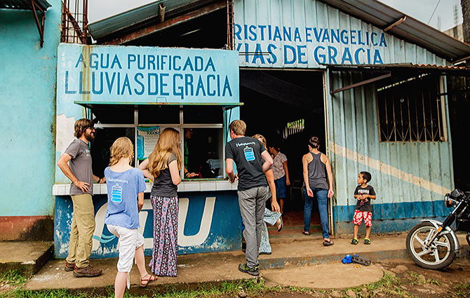 The 1040.com vision trip team gathered around the entrance to Lluvias de Gracia church